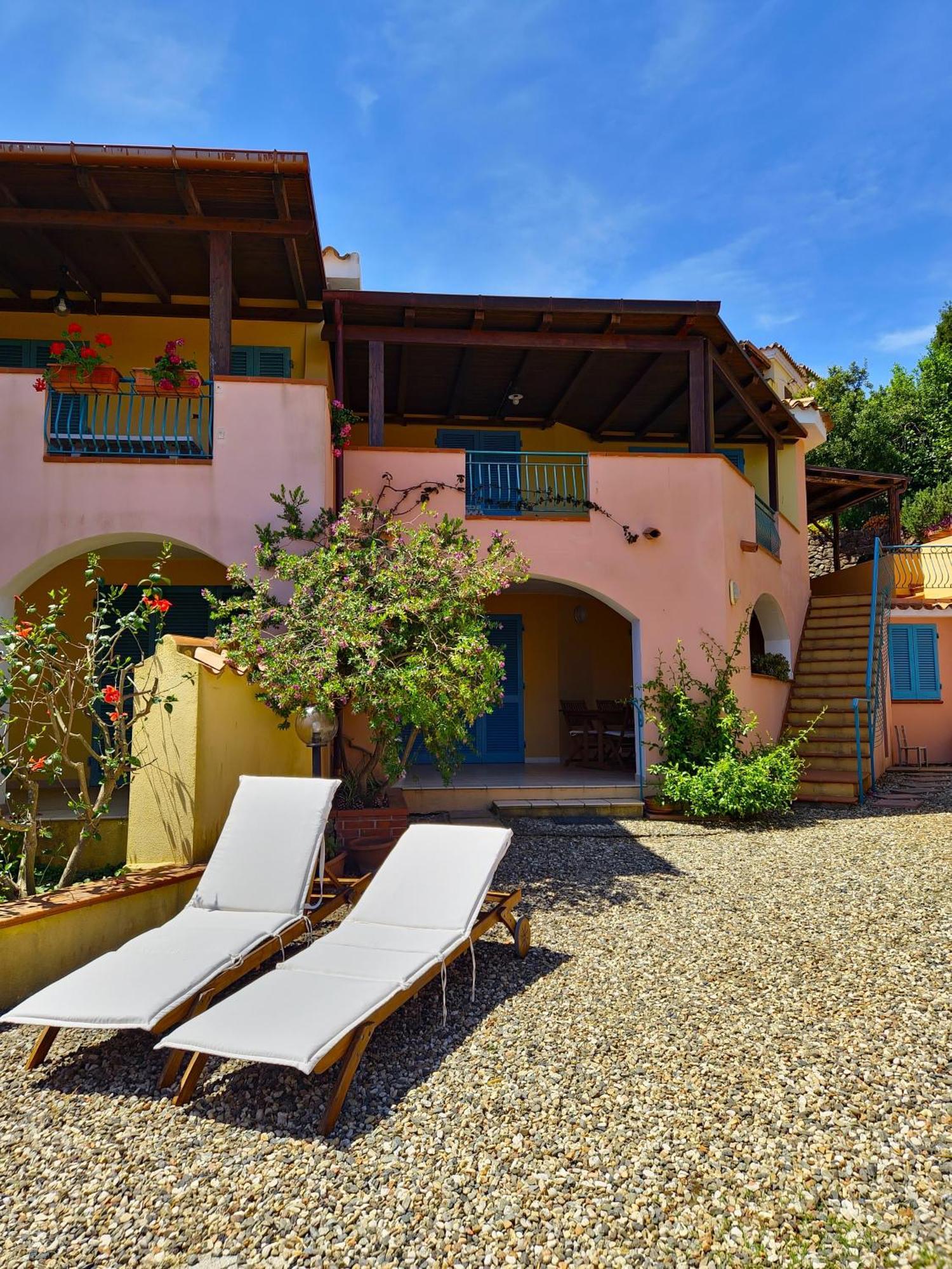 Dommos - Pintada Apartments Cala Liberotto Exterior photo